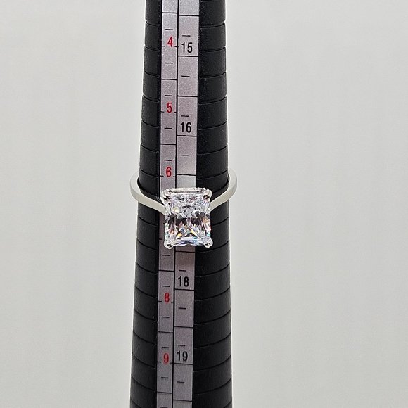 CGSRING  4 Carat Radiant Cut Solitaire Moissanite Ring Size 6.5 (NWOT) - Picture 13 of 13
